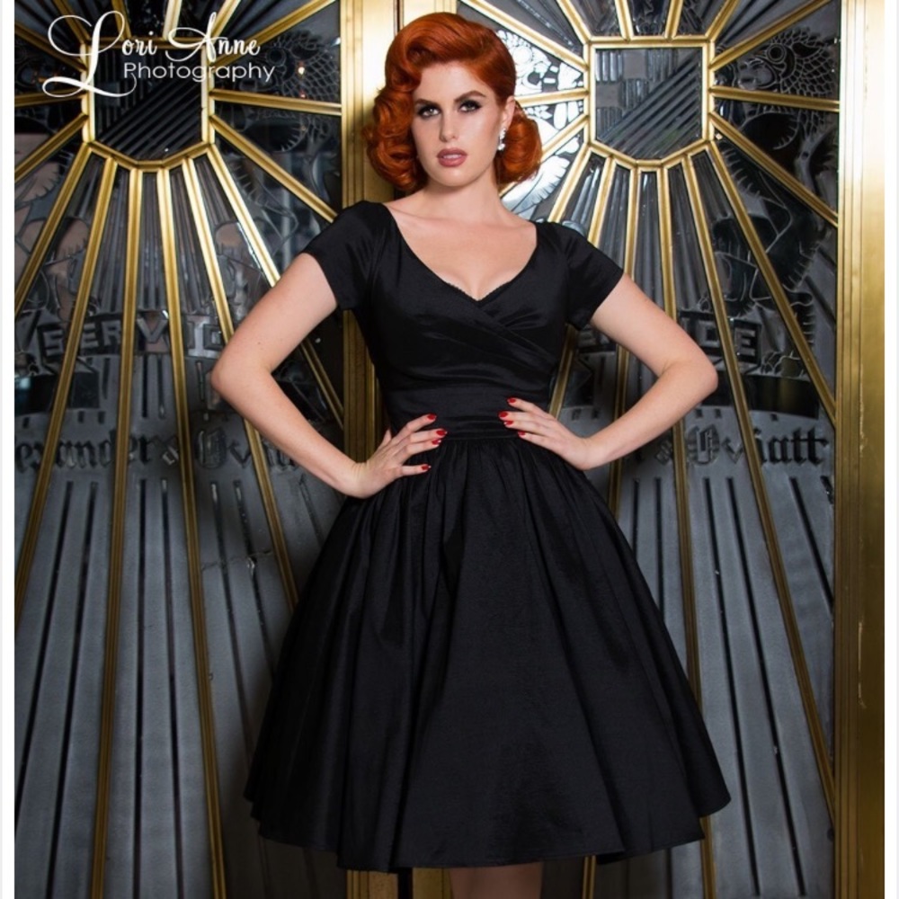 CLOSET CLOSING Pinup Couture Ava Swing Dress